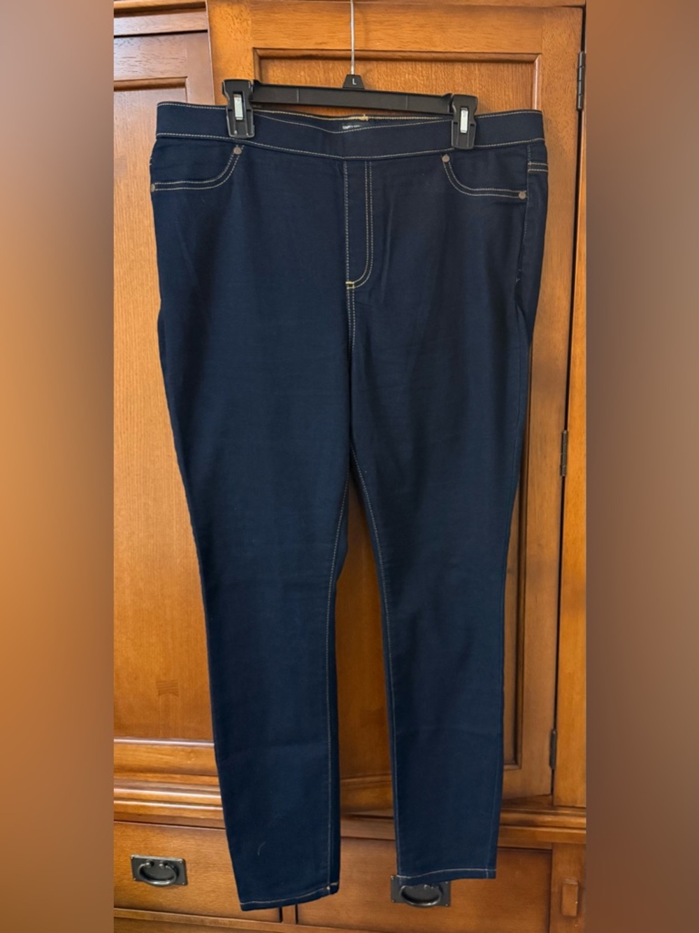 Vera Wang Dark Wash Denim Legging